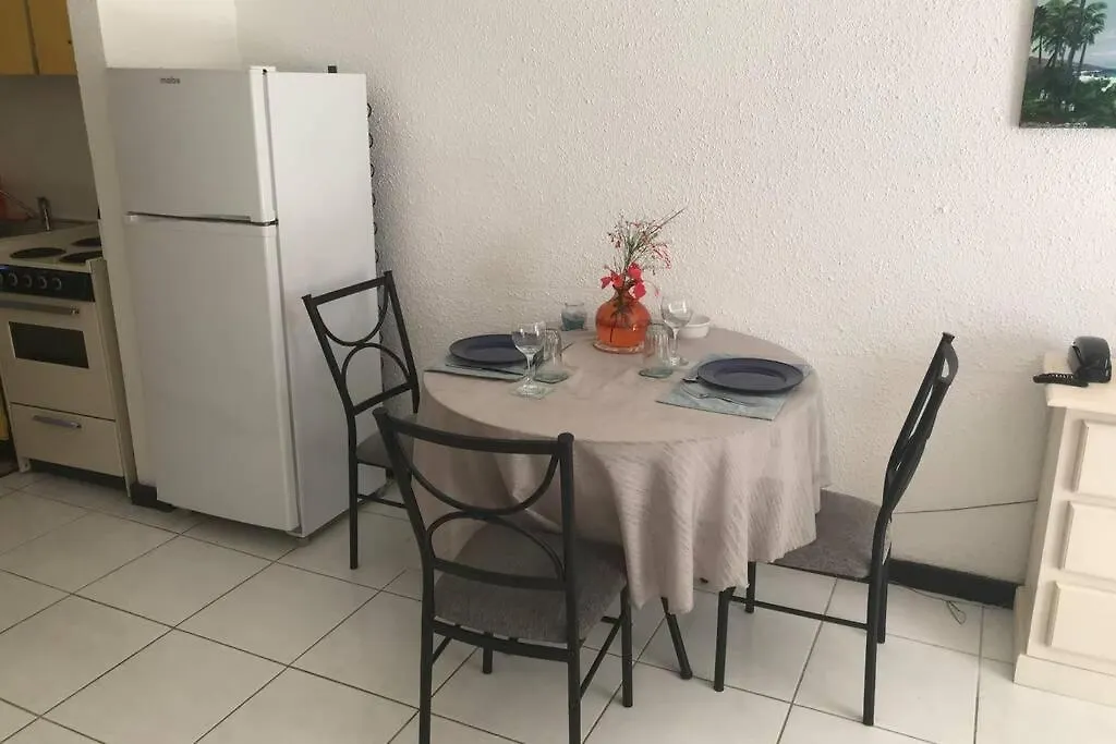 Lovely Perfectly Located Studio Apartment Bridgetown Barbados